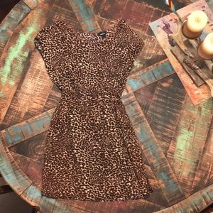 Rue 21 leopard dress Size Med